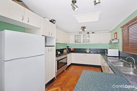 Property photo of 7 Wondaboyne Avenue Charmhaven NSW 2263