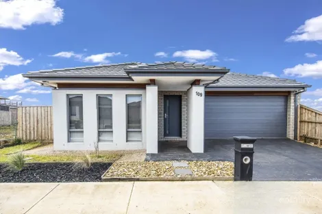 109 Restful Way, Rockbank, VIC 3335