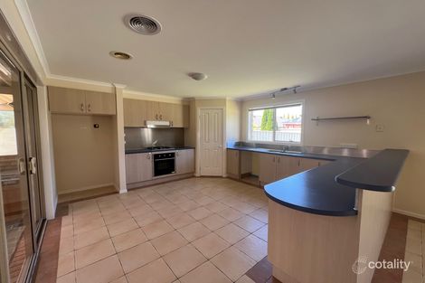 19 Blenheim Way, Caroline Springs, VIC 3023