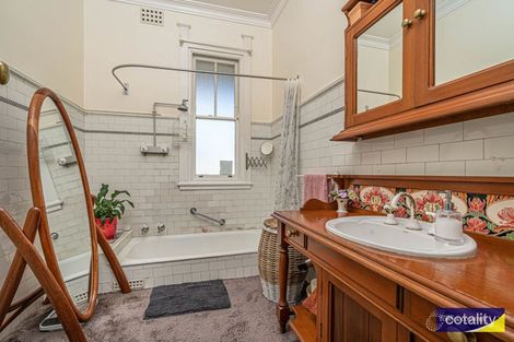 Property photo of 194 Dangar Street Armidale NSW 2350