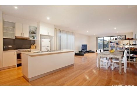 Property photo of 2/16 Kellaway Street Maribyrnong VIC 3032