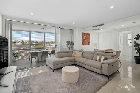 Property photo of 405/100 Holdsworth Street Coorparoo QLD 4151