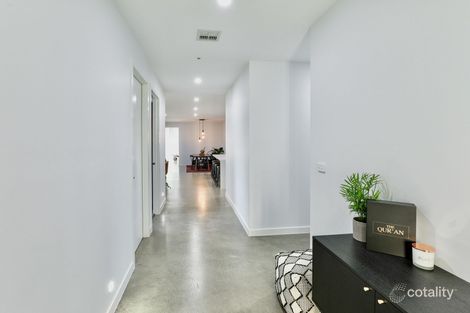 Property photo of 6 Cudgerie Close Craigieburn VIC 3064