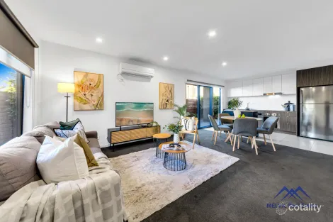 Property photo of 1 Nada Way Carrum Downs VIC 3201