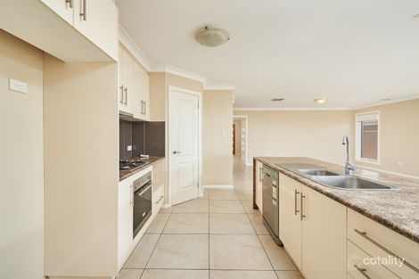 Property photo of 6 Tikki Place Glenfield Park NSW 2650
