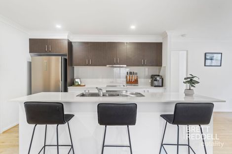 Property photo of 10 Meander Court Ormeau Hills QLD 4208