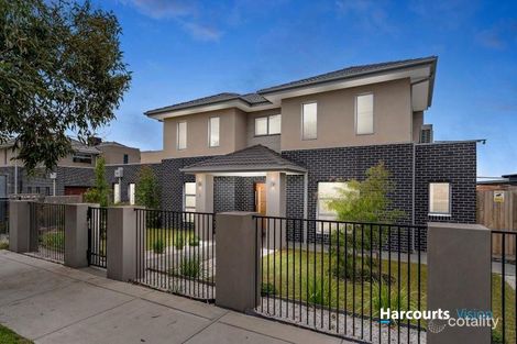 Property photo of 1/8 Military Road Avondale Heights VIC 3034