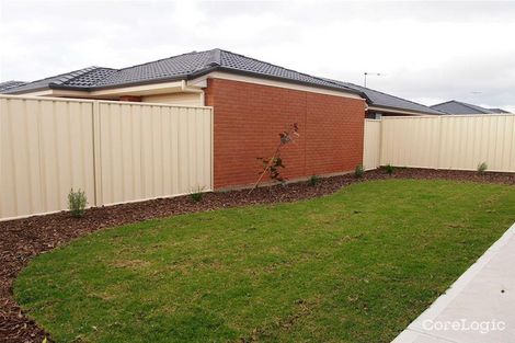 1 Biarritz St, Munno Para West, SA 5115