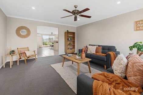 Property photo of 4 Gould Place Calamvale QLD 4116