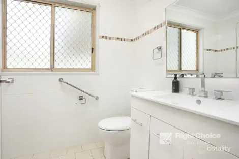 Property photo of 3/12 Bellbird Close Barrack Heights NSW 2528