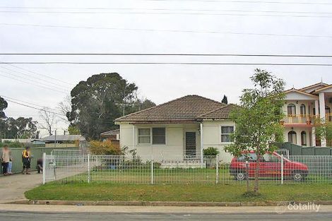 14 Gilbert St, Cabramatta, NSW 2166