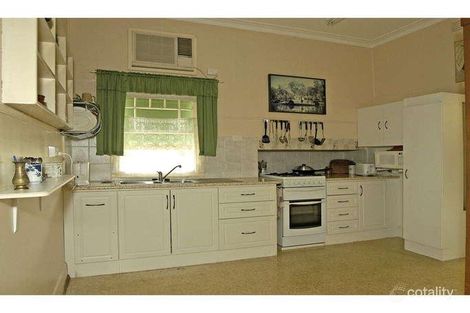 Property photo of 19 Shaw Street Ivanhoe VIC 3079