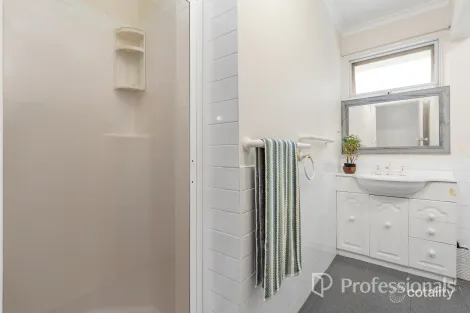 Property photo of 8 Crotty Road Boronia VIC 3155