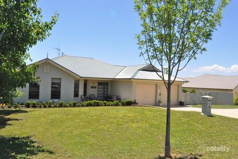 13 Carlyle Ave, Llanarth, NSW 2795