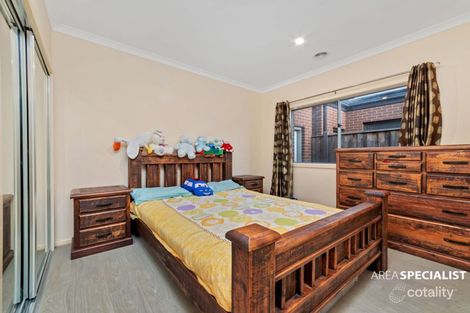 Property photo of 20 Freshfields Drive Cranbourne North VIC 3977