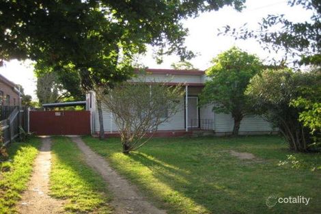 57 Edgar St, Macquarie Fields, NSW 2564