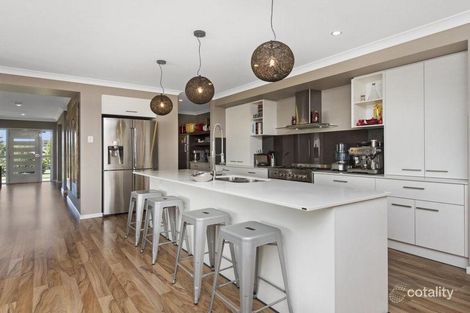 Property photo of 4 Mountain View Parade Maudsland QLD 4210