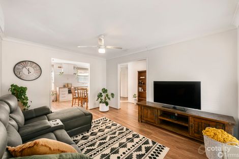 Property photo of 7 Edna Court Hackham SA 5163