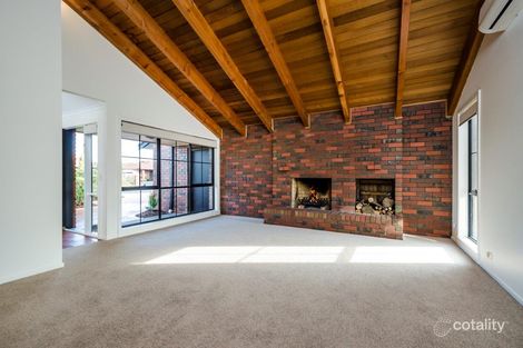 Property photo of 37 Sunbird Crescent Hoppers Crossing VIC 3029
