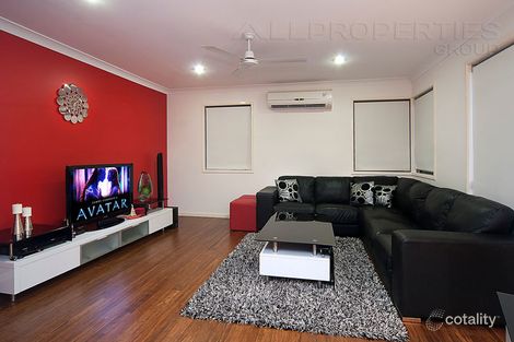 Property photo of 13 Pebbles Court Berrinba QLD 4117