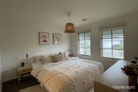 Property photo of 7 Hillsborough Crescent Berwick VIC 3806
