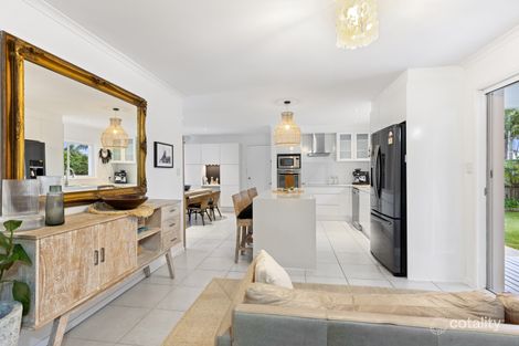 Property photo of 59 Lapoinya Crescent Warana QLD 4575