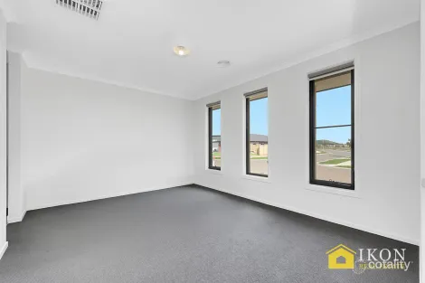 Property photo of 12 Herne Street Wallan VIC 3756