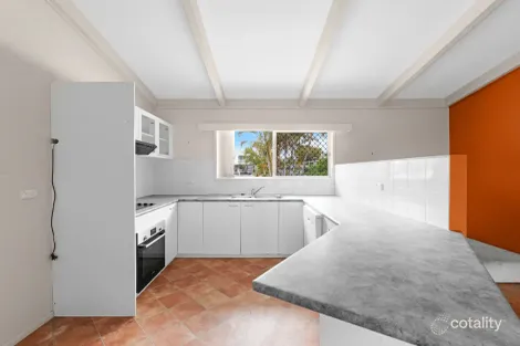 Property photo of 72 Esplanade Point Vernon QLD 4655