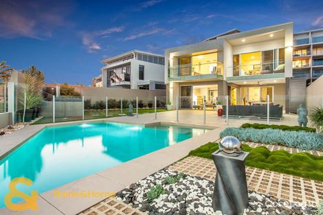 2b Osbourne St, Scarborough, QLD 4020