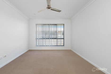 Property photo of 16 Samuel Court Yamanto QLD 4305