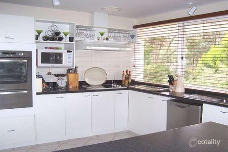 Property photo of 19 Fawkner Crescent Hurstbridge VIC 3099