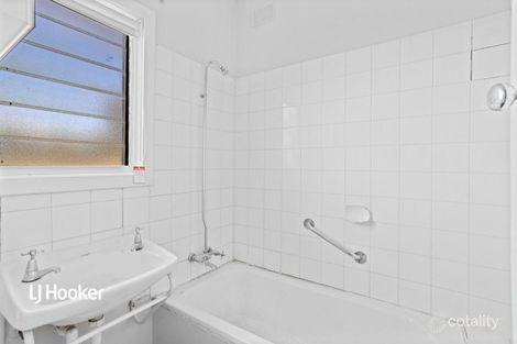 Property photo of 2 Midlow Road Elizabeth Downs SA 5113