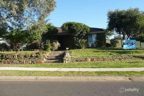 2 Hamlet Cres, Rosemeadow, NSW 2560