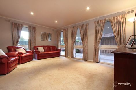 Property photo of 4 Meldrum Avenue Mill Park VIC 3082