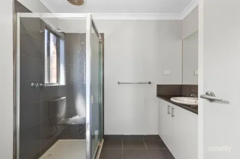 Property photo of 5/15 Marl Close Sunbury VIC 3429