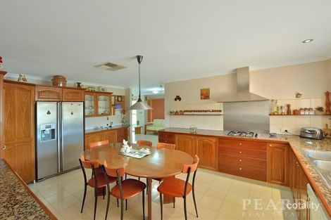 19 Montego Way, Halls Head, WA 6210