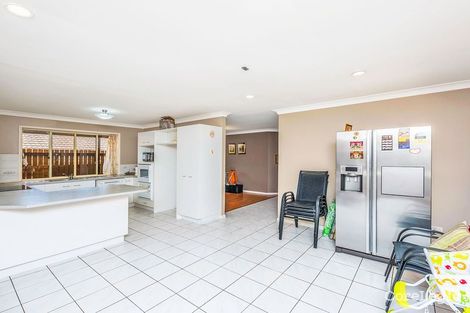 Property photo of 28 Springfield Place Forest Lake QLD 4078