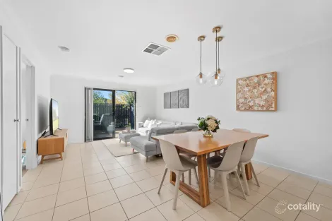 Property photo of 2/11 Starcevich Crescent Jacka ACT 2914