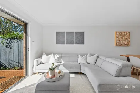 Property photo of 2/11 Starcevich Crescent Jacka ACT 2914