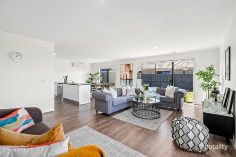 Property photo of 7 Sulfaro Drive Werribee VIC 3030