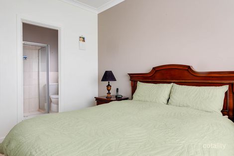 Property photo of 15 Manna Gum Avenue Chiton SA 5211