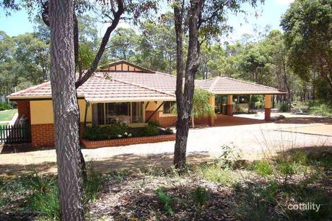 210 Patrick Pl, Mundaring, WA 6073