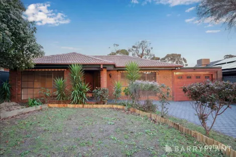 32 Kingston Town Cres, Mill Park, VIC 3082