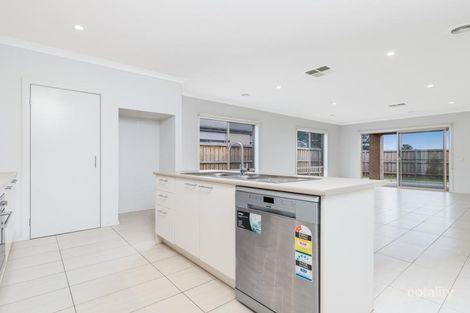 Property photo of 190 Clarendon Drive Keysborough VIC 3173