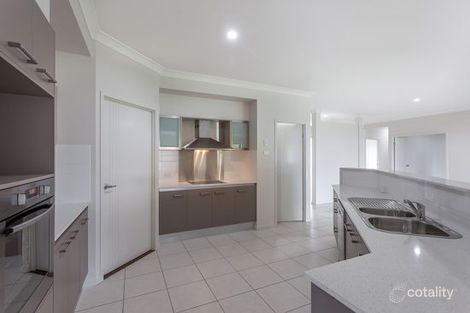 Property photo of 17 Kimdonn Drive Withcott QLD 4352