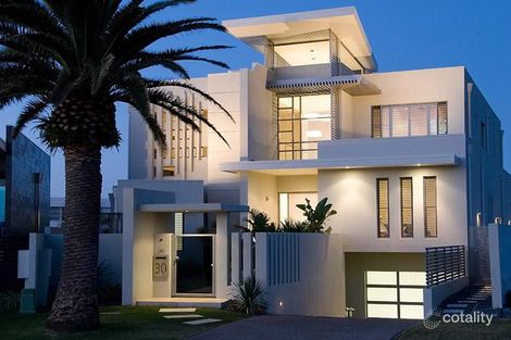 Property photo of 30 Royal Albert Crescent Paradise Point QLD 4216
