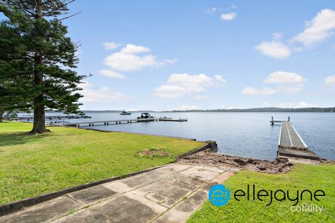 23 Grand Pde, Bonnells Bay, NSW 2264