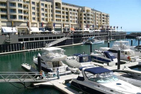Property photo of 2 Sturt Street Glenelg North SA 5045