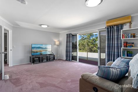 Property photo of 32 Yvonne Crescent Mount Warren Park QLD 4207