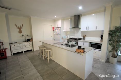 Property photo of 39 McLachlan Circuit Willow Vale QLD 4209